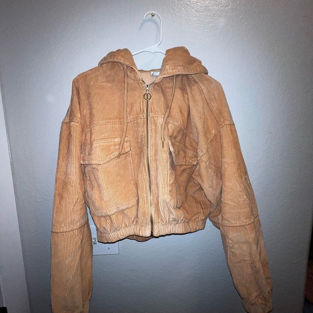 Urban Outfitters Tan Corduroy Zip-Up Jacket – Cropped Hoodie